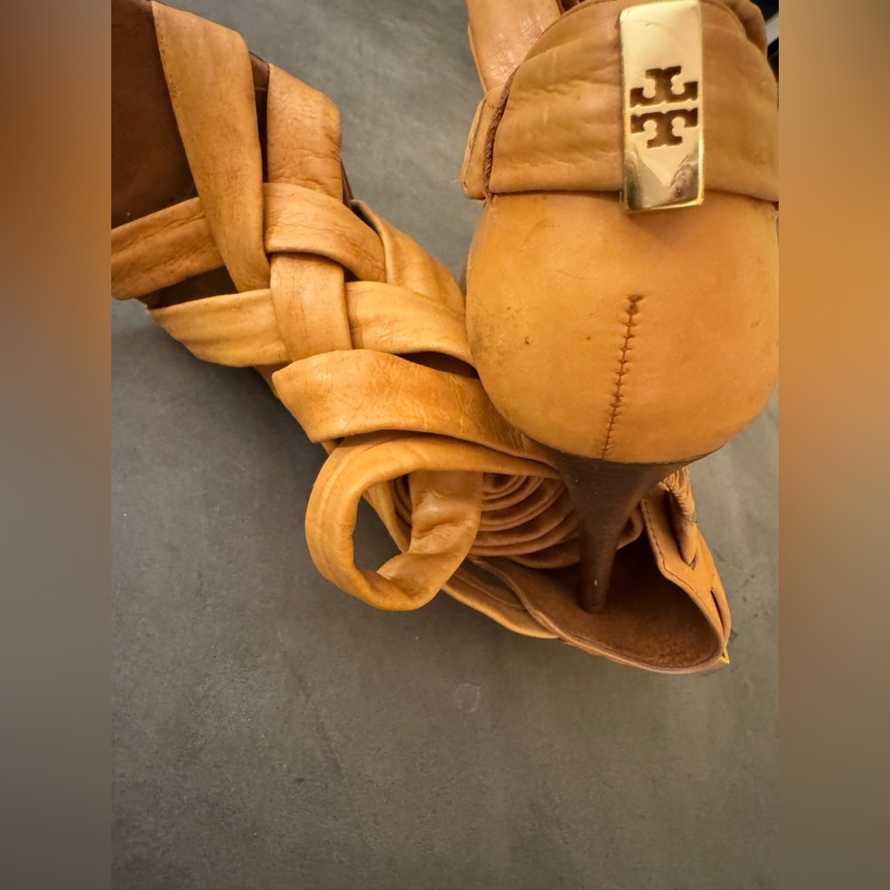 Tory Burch Lounge Wrap-Up Heel - Picture 8 of 16
